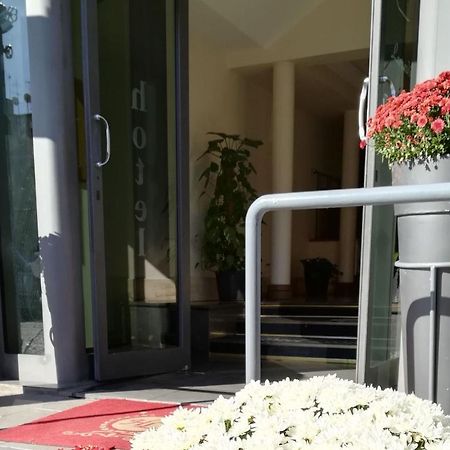 Hotel Leopardi Nápoly Kültér fotó