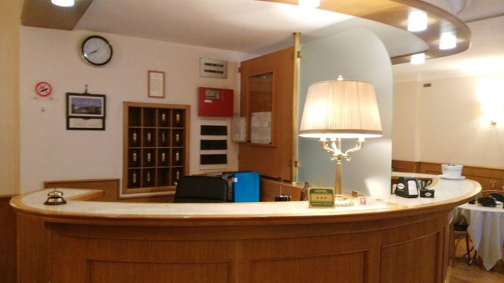 Hotel Leopardi Nápoly Kültér fotó