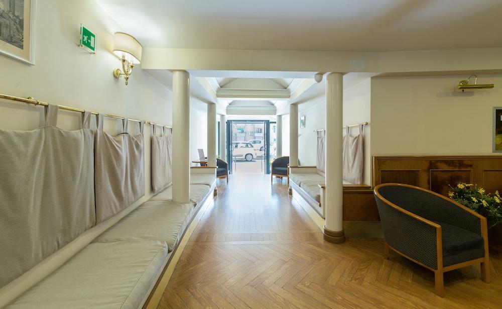 Hotel Leopardi Nápoly Kültér fotó