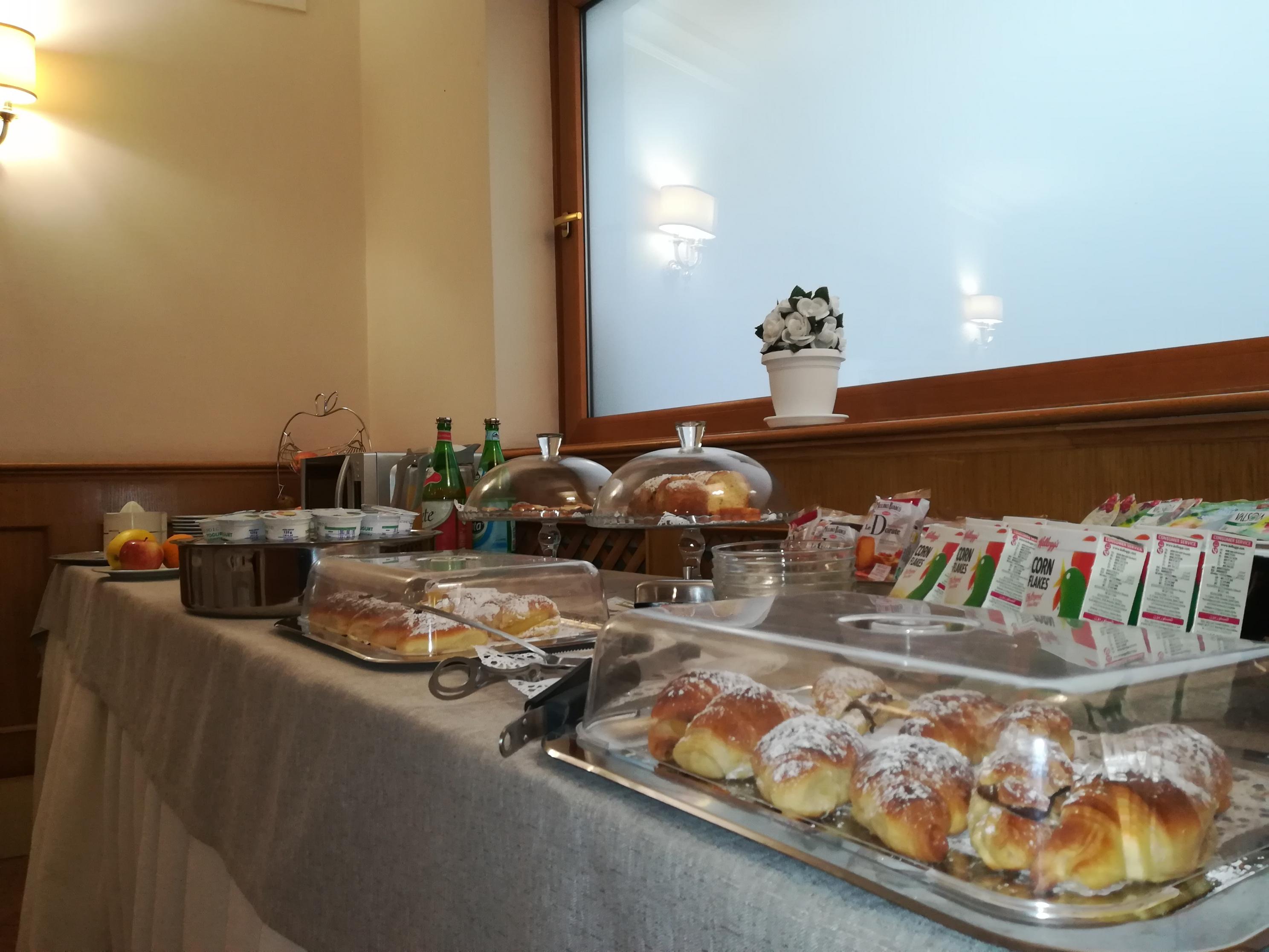 Hotel Leopardi Nápoly Kültér fotó