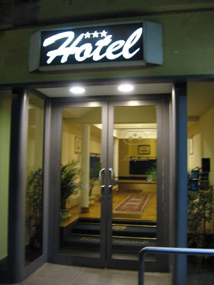 Hotel Leopardi Nápoly Kültér fotó