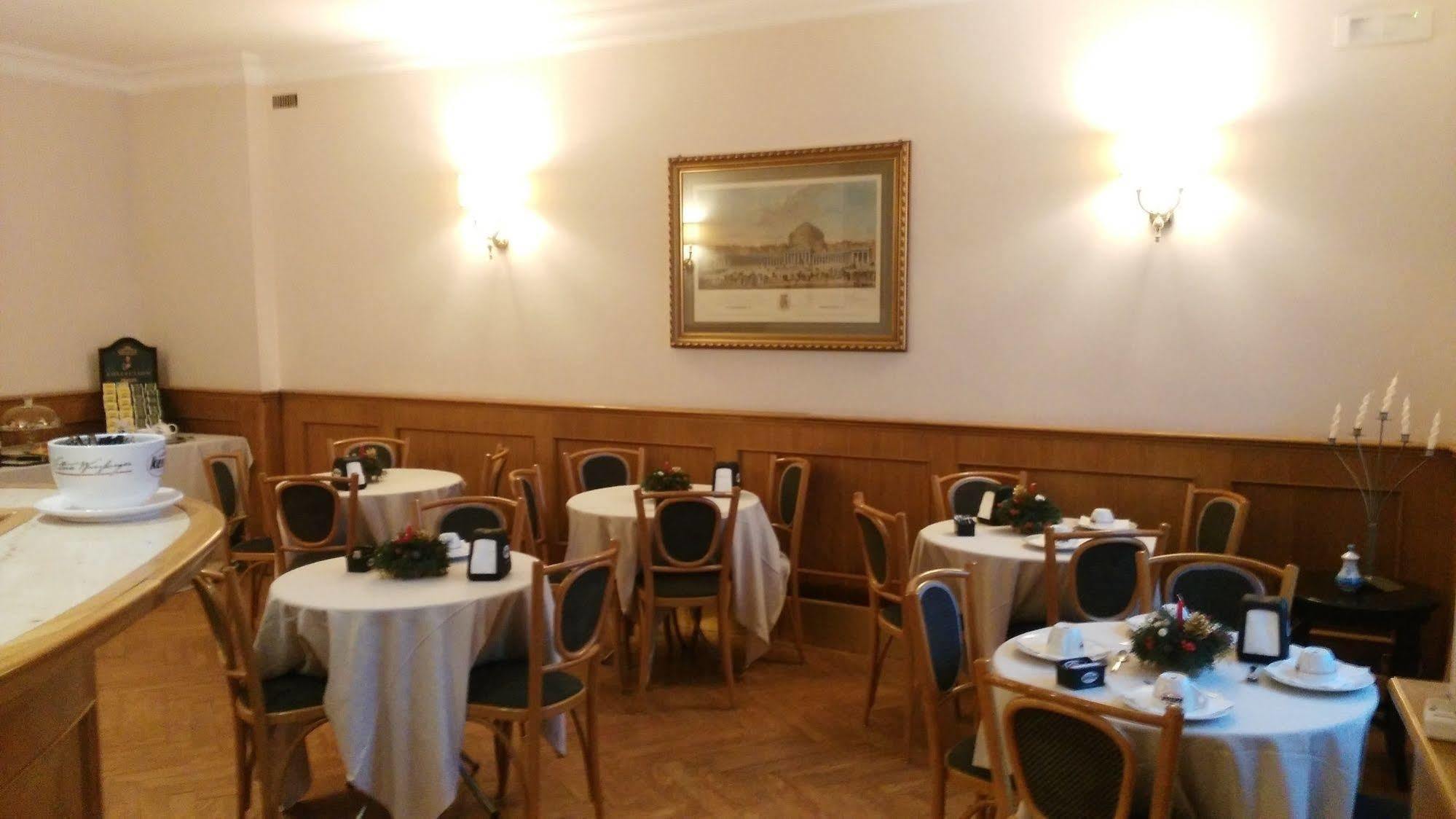 Hotel Leopardi Nápoly Kültér fotó
